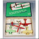 Set No.6150 (photo by Lloyd Ralston Gallery Auctions)