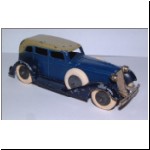 Graham Convertible Sedan, sidemount spare wheels